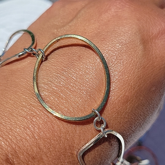 Tri Color Geometric Shaped Long Necklace! - Picture 9 of 9